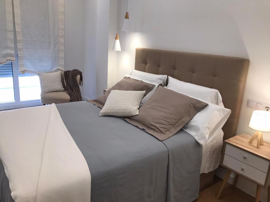 Apartamento Palacio Valdes, Centro Aviles, Con Parking ภายนอก รูปภาพ
